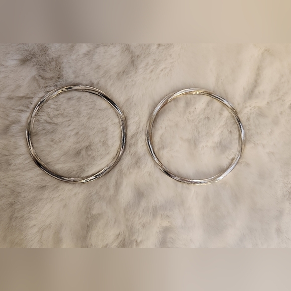 NWOT Set of 2 metal bracelet - Picture 4 of 4